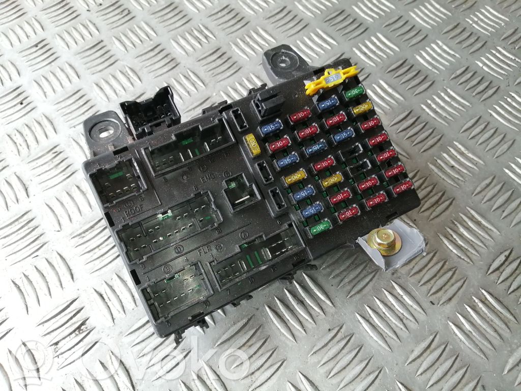 Hyundai Getz Fuse module 