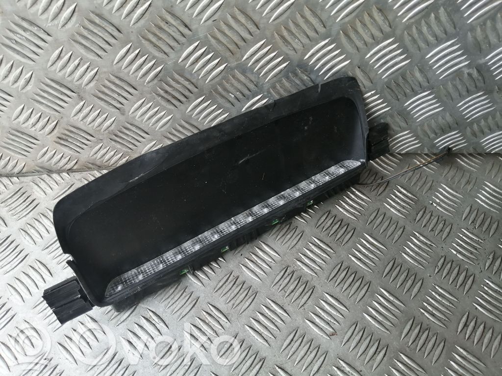 Saab 9-3 Ver2 Third/center stoplight 