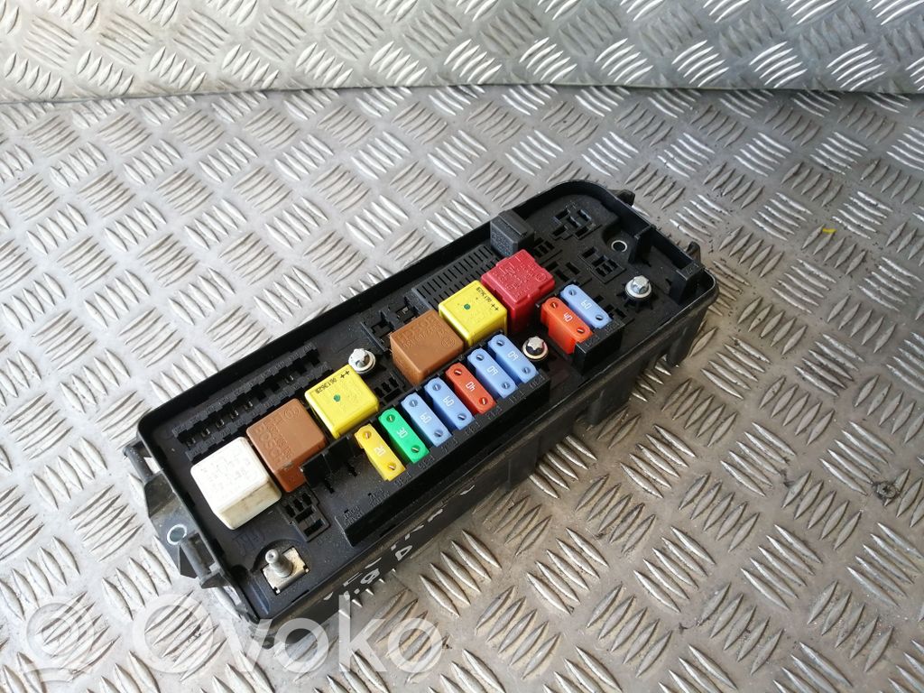 Opel Vectra C Fuse module 