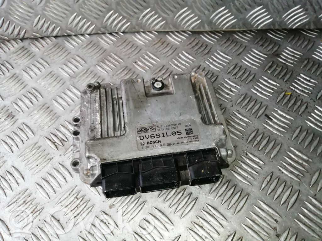 Ford Focus Engine control unit/module 