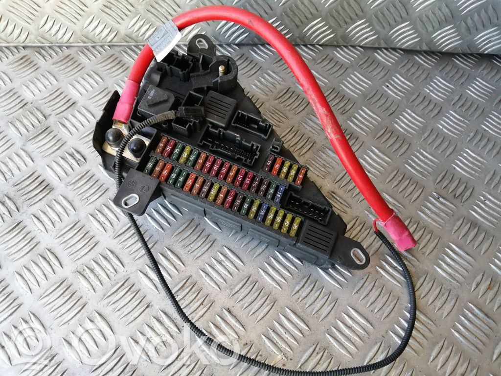 BMW 5 E60 E61 Fuse module 