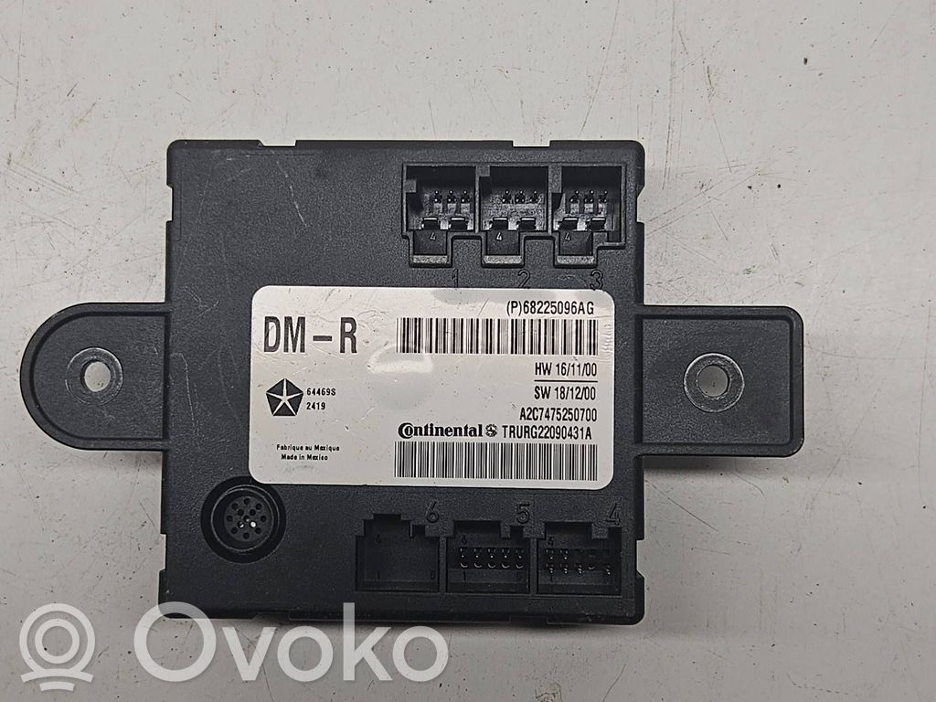 Chrysler Pacifica Door control unit/module 