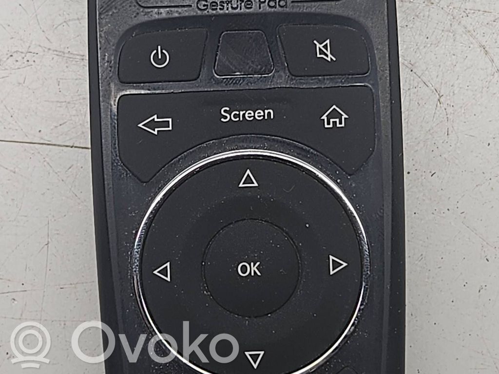 Chrysler Pacifica Head unit multimedia control 