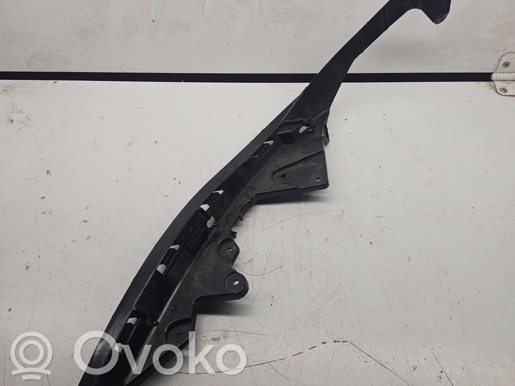 Chrysler Pacifica Headlight/headlamp mounting bracket 