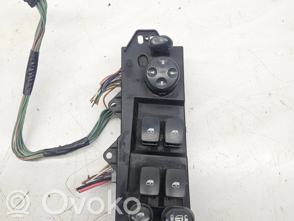 Chrysler Pacifica Interruptor del elevalunas eléctrico 