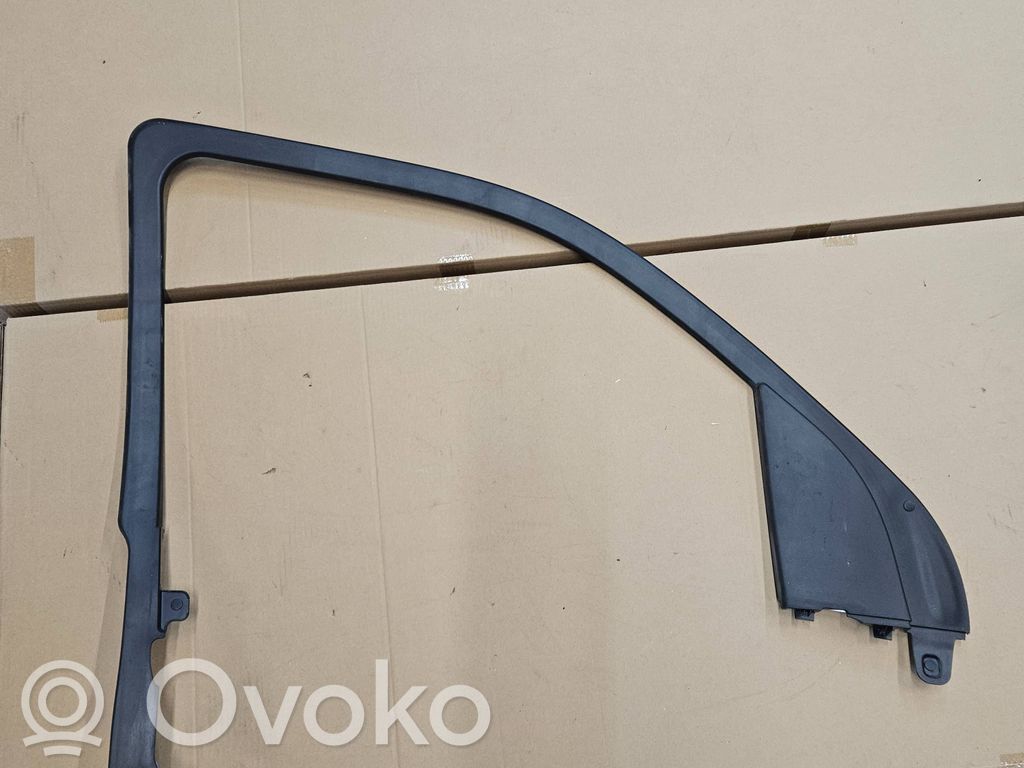 Dodge RAM Listwa / Uszczelka szyby drzwi 