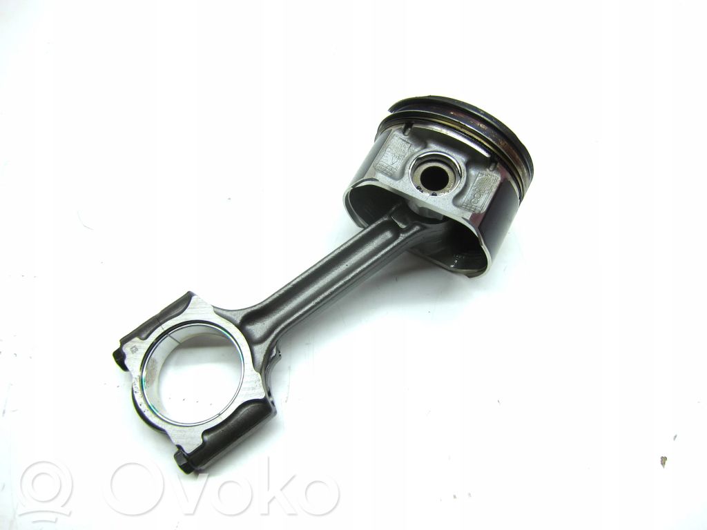 Renault Talisman Piston with connecting rod 
