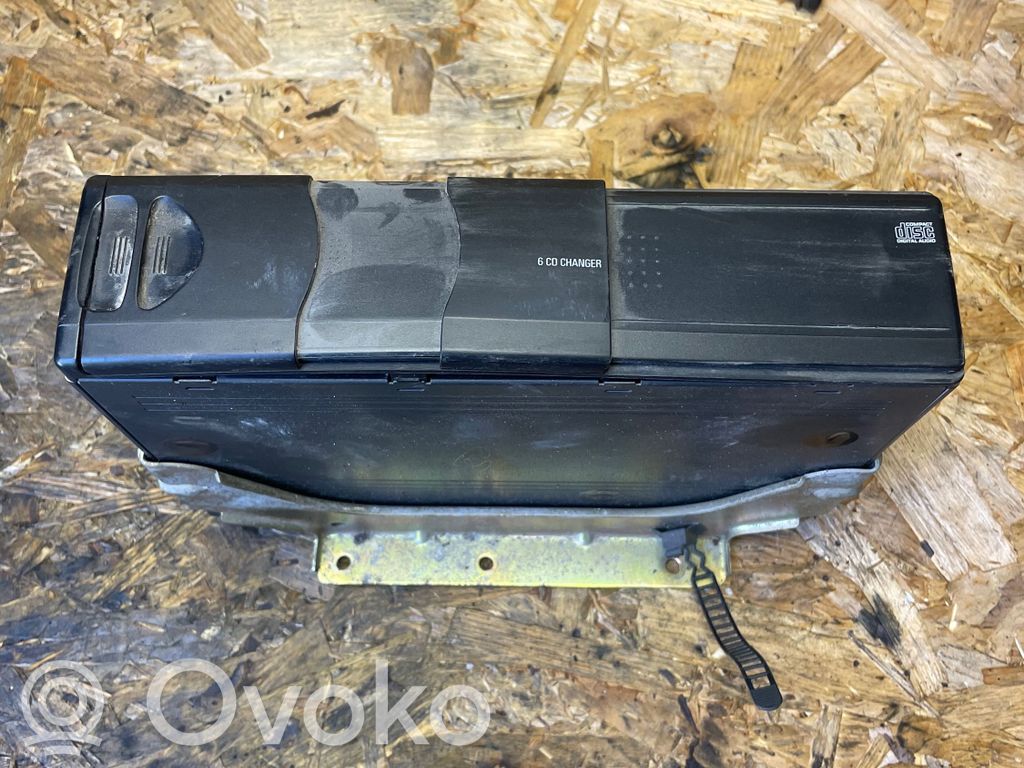 CD/DVD changer   6913388,020258