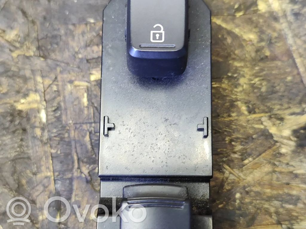 KIA Optima Central locking switch button 