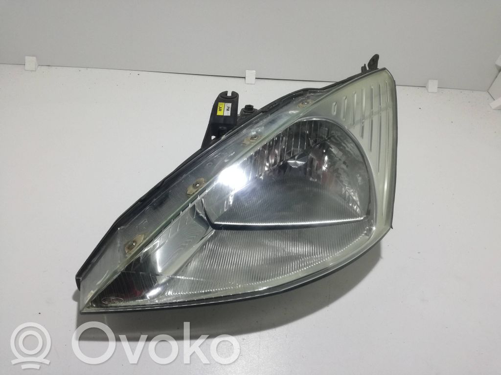 Ford Focus Scheinwerfer 
