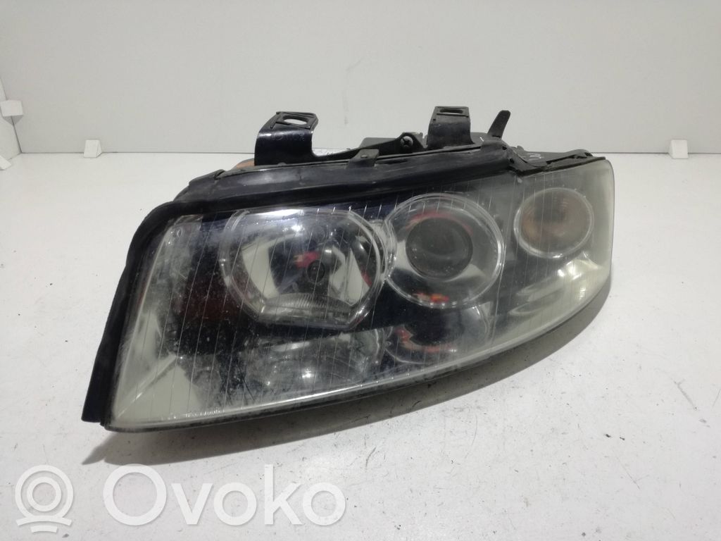 Audi A4 S4 B6 8E 8H Scheinwerfer 