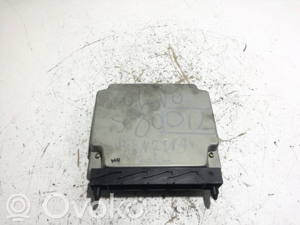 Volvo V70 Engine control unit/module 