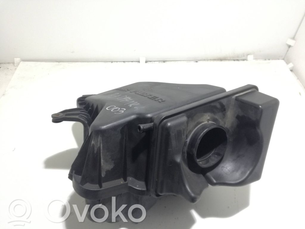 Chrysler Pacifica Air filter box 