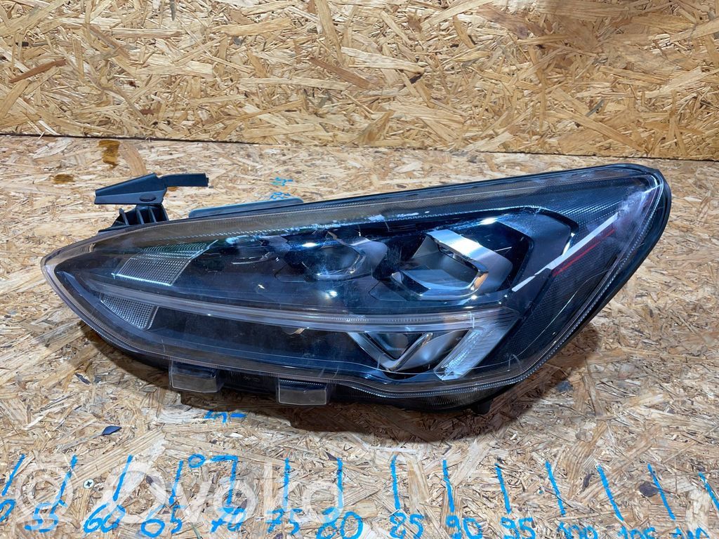 Ford Focus Headlight/headlamp 
