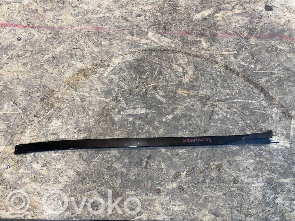 Windshield trim   7463528,S2511A024I,223598