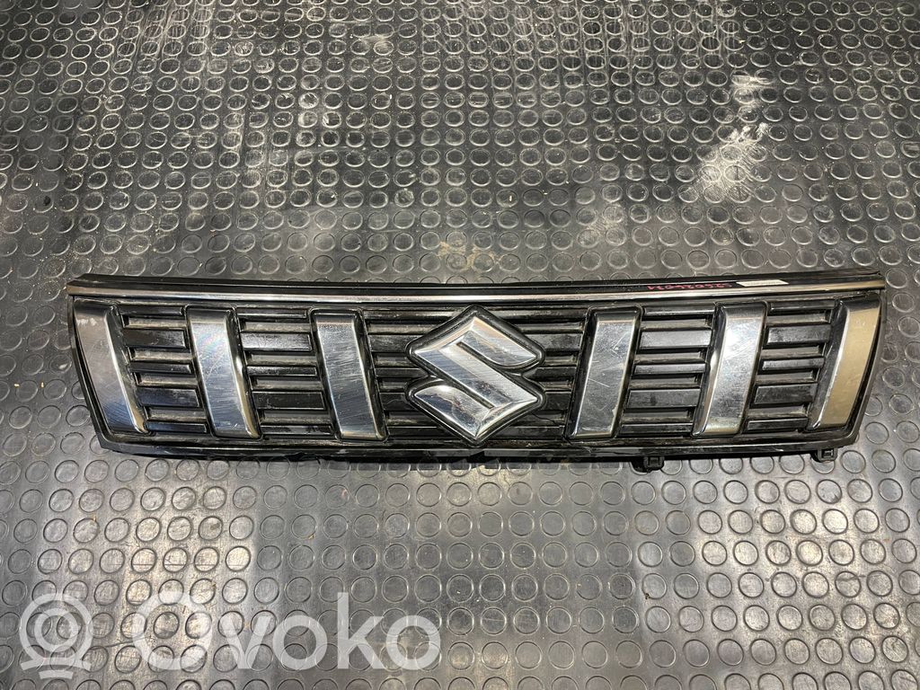 Suzuki Vitara (LY) Etupuskurin ylempi jäähdytinsäleikkö 