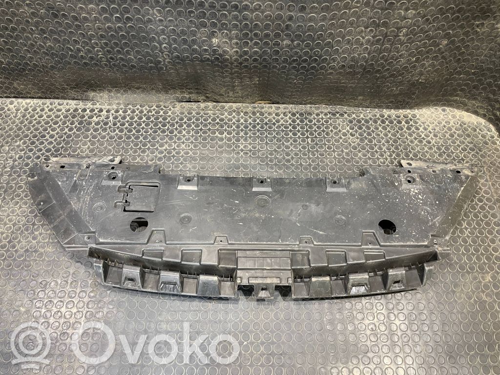 Renault Captur II Front bumper skid plate/under tray 