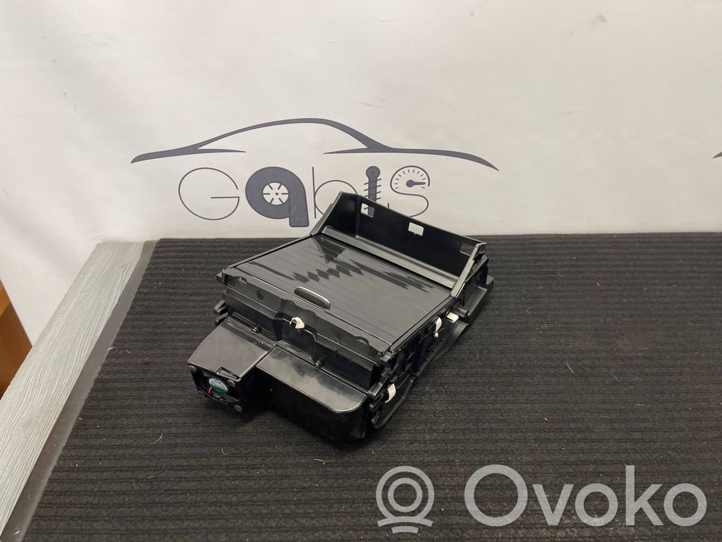 A1666803214 Mercedes-Benz GLE (W166 - C292) Becherhalter  