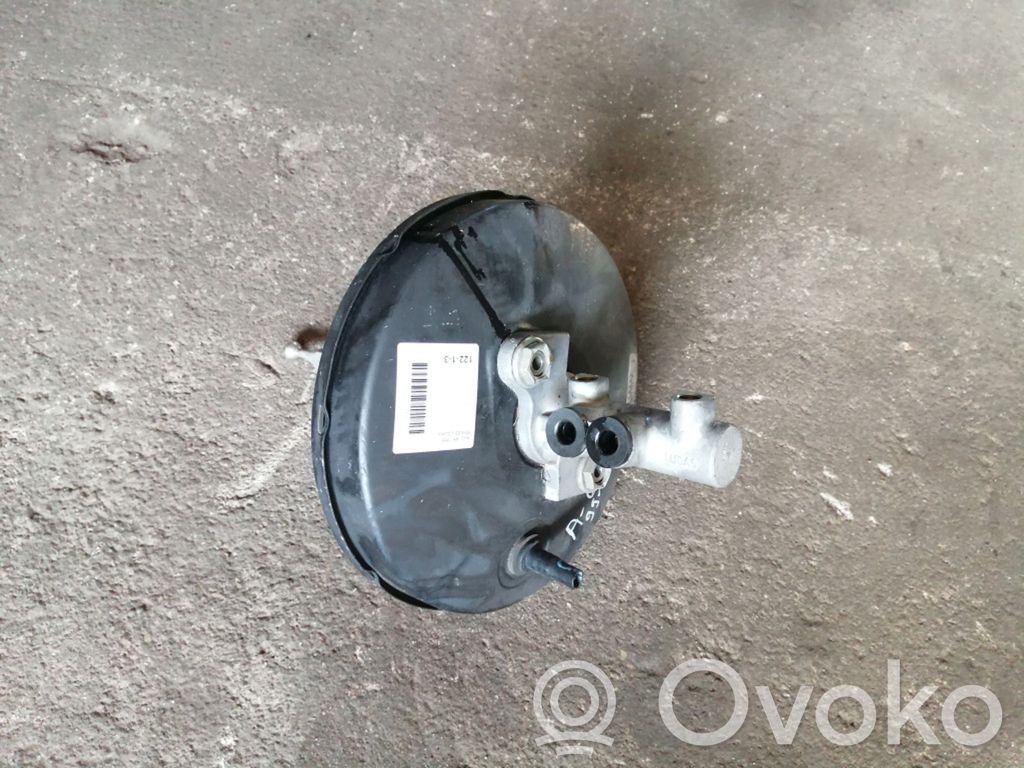 VW Passat B5 1.6 Benzin 8d0612105F Bremskraftverstärker servo brake pump