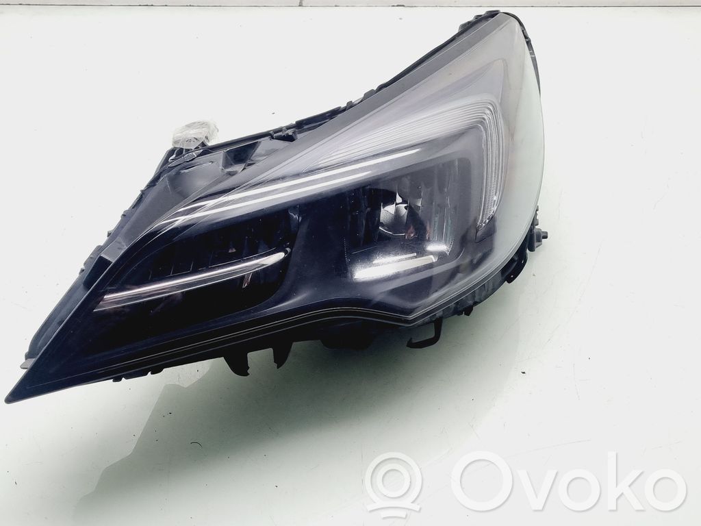 39195688 Opel Astra K Phare frontale, 305,88 39195688 Opel Astra K Phare frontale, 305,88