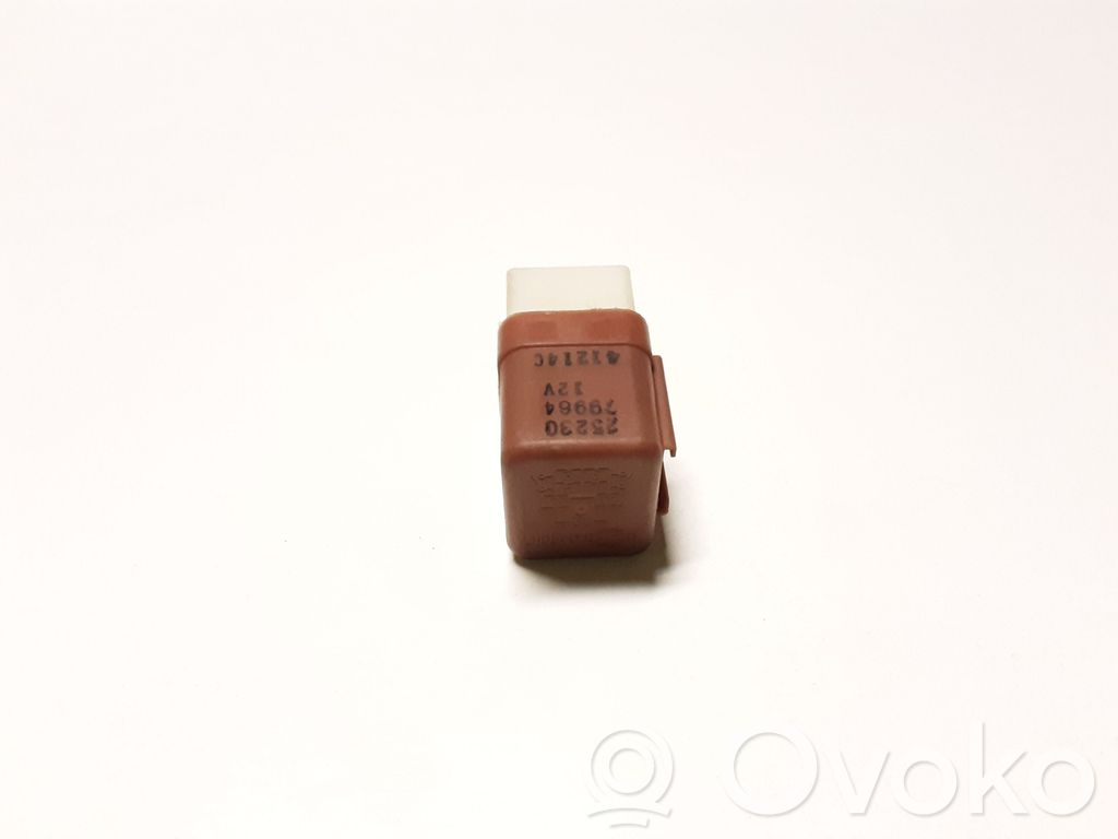 2523079964 реле nissan