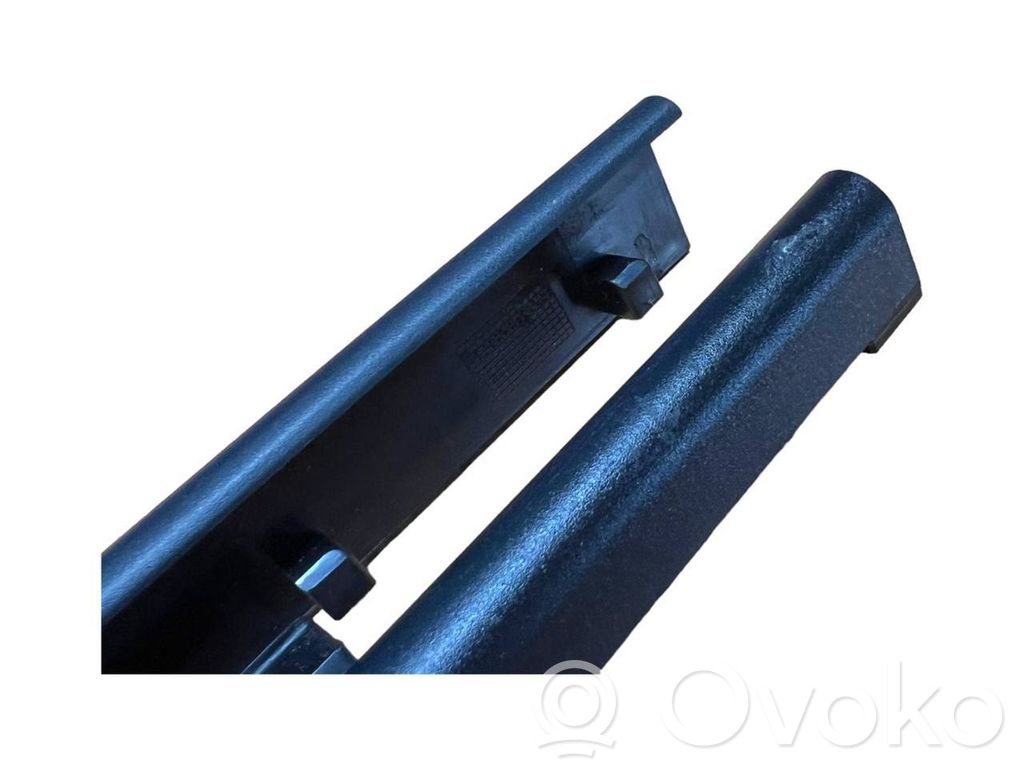 7165391 BMW X5 E70 Verkleidung Laufschiene Sitzschiene 