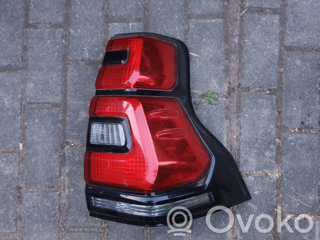 JUNMO-AUTO 1PCS Rear lamp OEM 81551-60890 8155160890 Buy Genuine