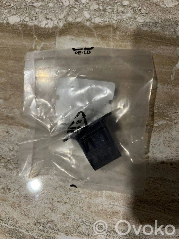 883041628H Renault Clio V Rücksitzbank, 15.00 € | RRR 