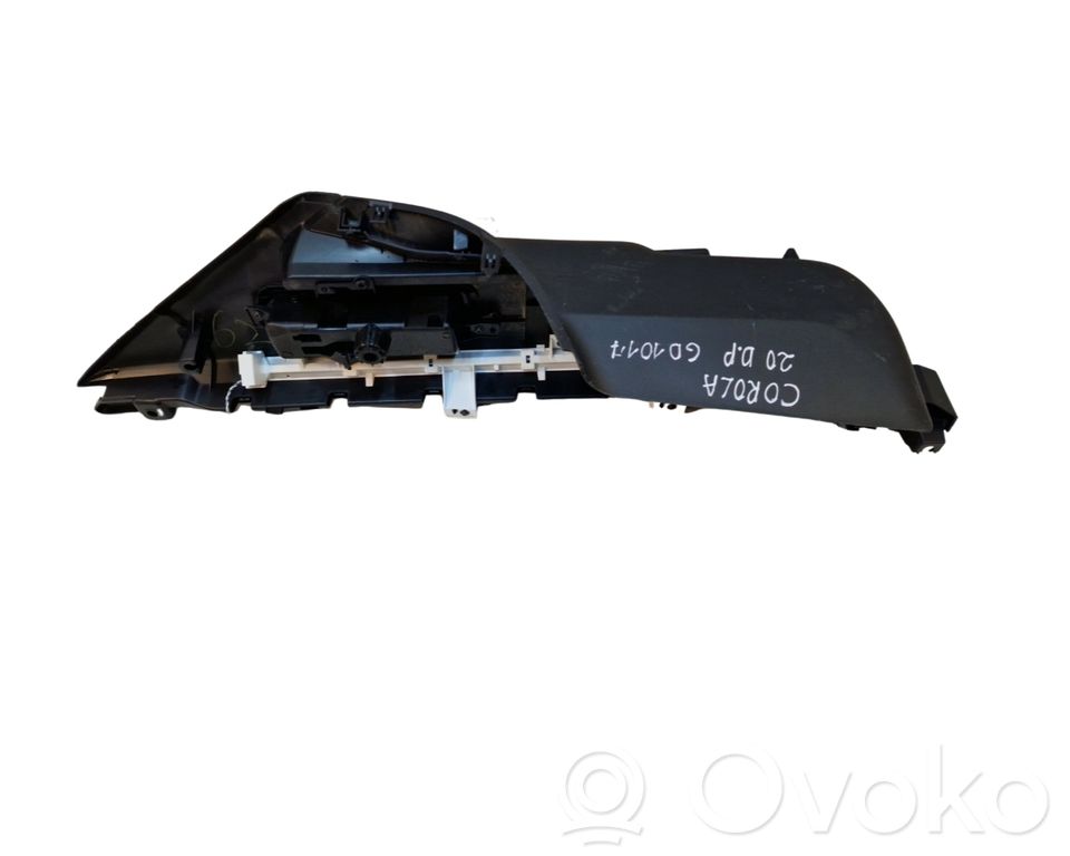 6473302110 Toyota Corolla E210 E21 seitliche Verkleidung 