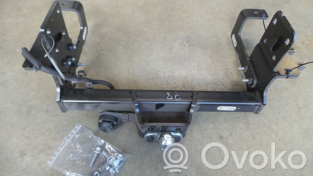 511600335RRenaultMasterIIIКомплекткрюка,163,35€|RRR