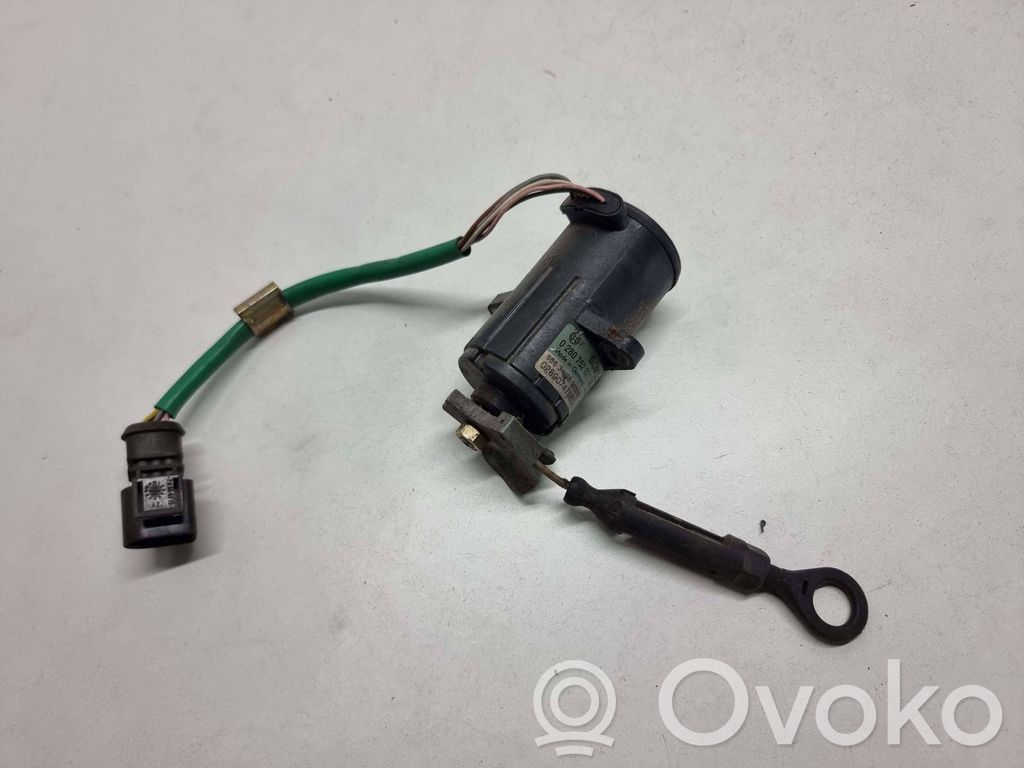 トークン 028907475BD Audi A8 S8 D2 4D Accelerator pedal position