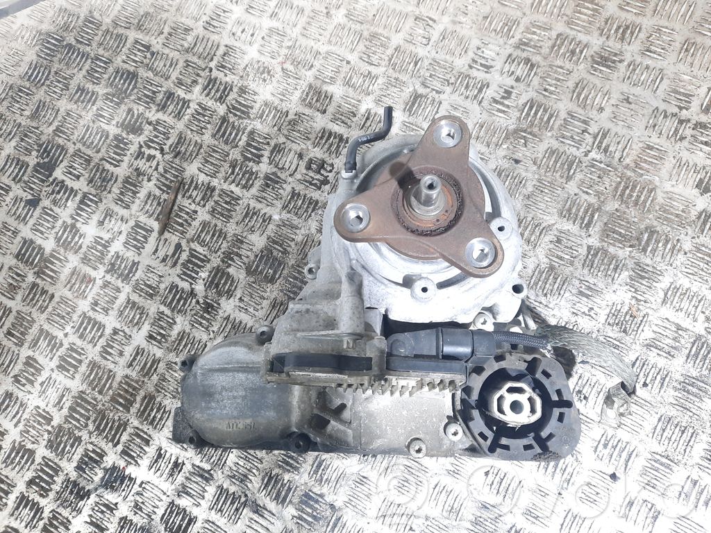 8623346 BMW 5 F10 F11 Pavarų dėžės reduktorius (razdatkė), 643,50