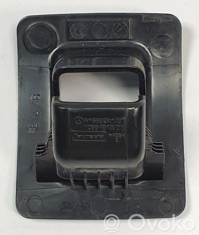 A1669241737 Mercedes Benz ML W166 ISOFIX cover 13.06 RRR