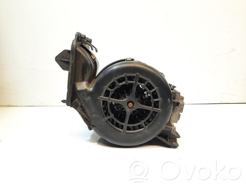 Mazā radiatora ventilators