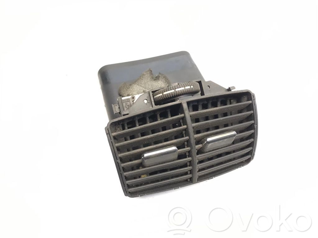 Aizmugurējā gaisa - ventilācijas reste