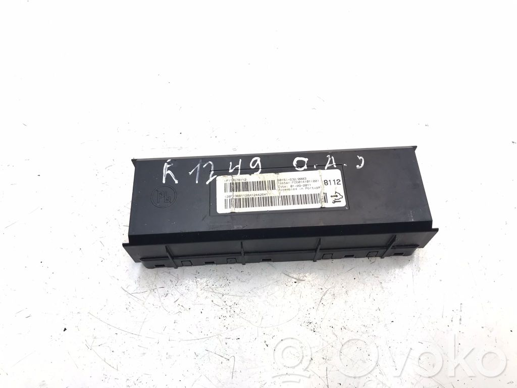 Gaisa kondicionēšanas / salona apsildes vadības bloks