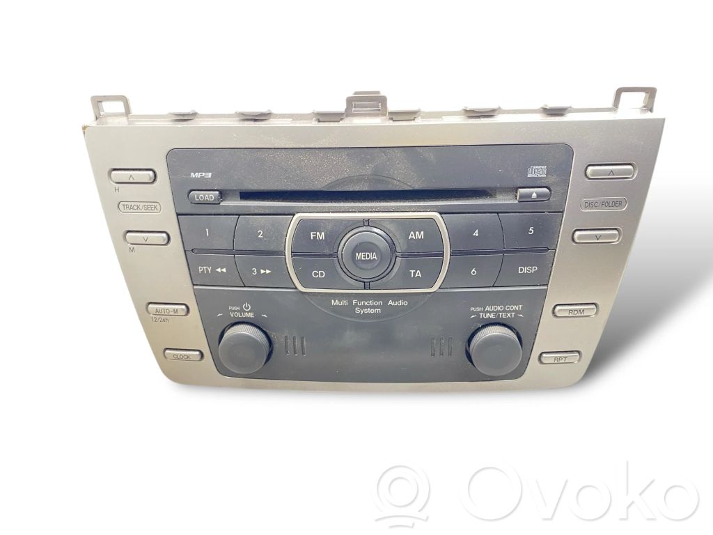 Radio / CD/DVD atskaņotājs / navigācija