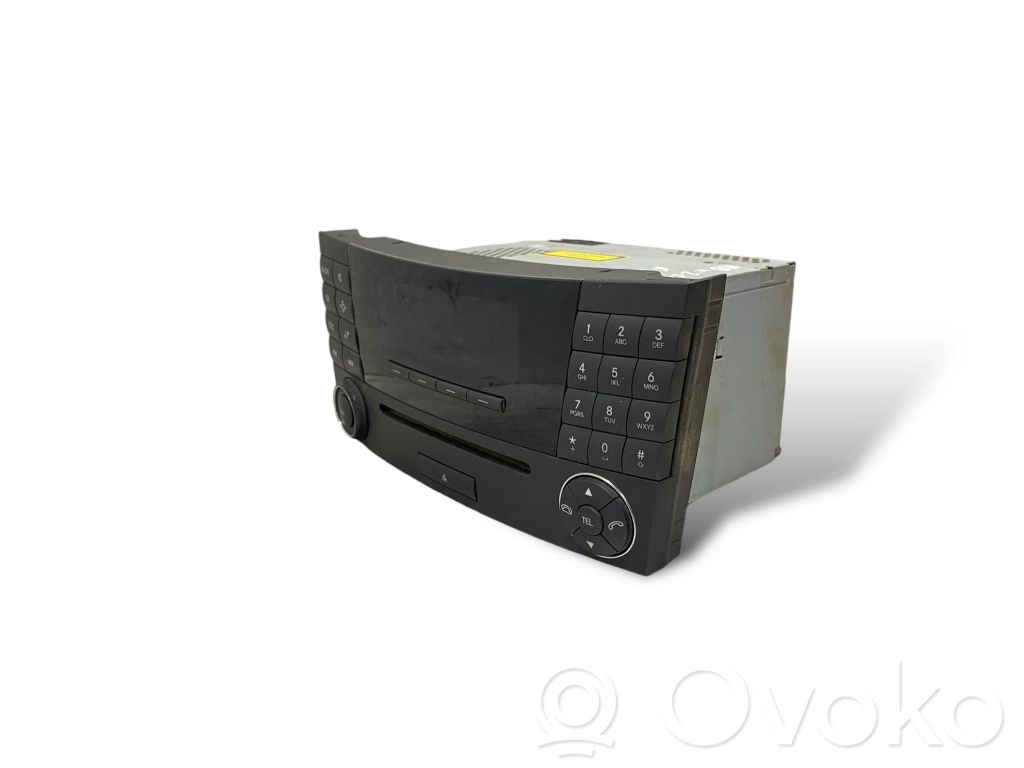 Radio / CD/DVD atskaņotājs / navigācija