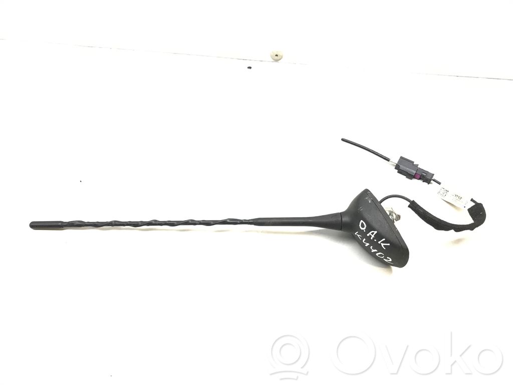 Radio antena