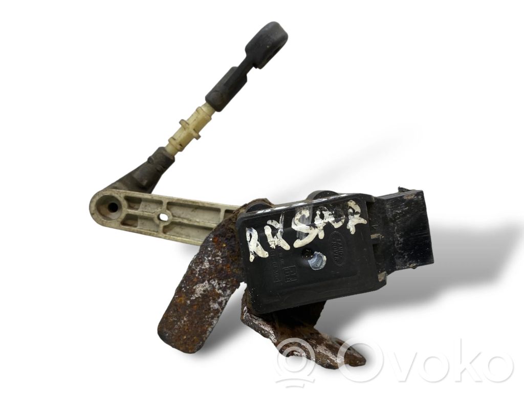 Augstuma sensors (priekšējo lukturu)
