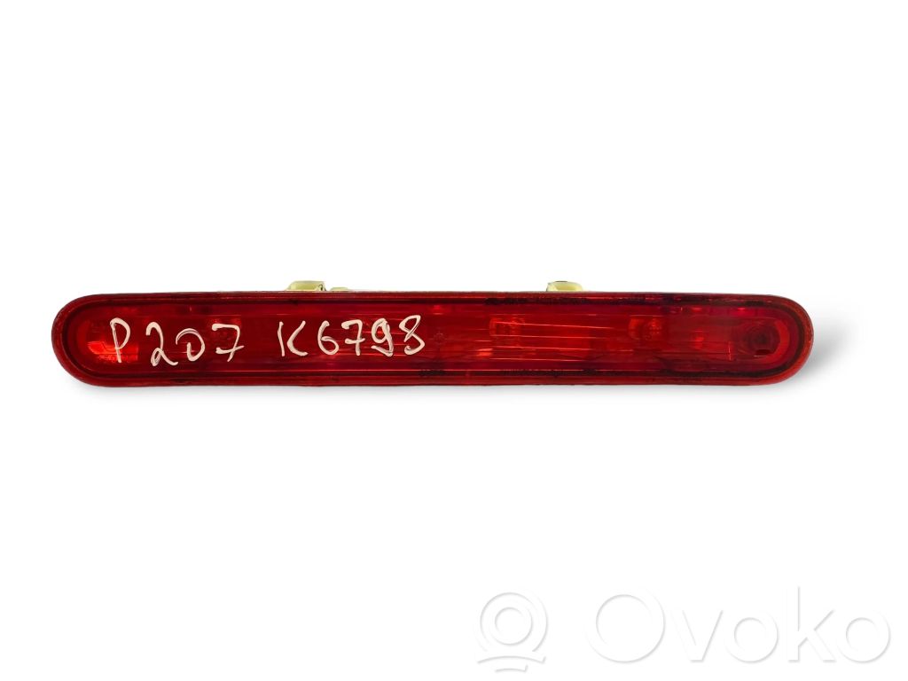 Papildu bremžu signāla lukturis