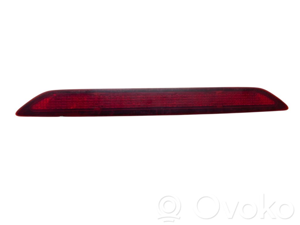 Papildu bremžu signāla lukturis