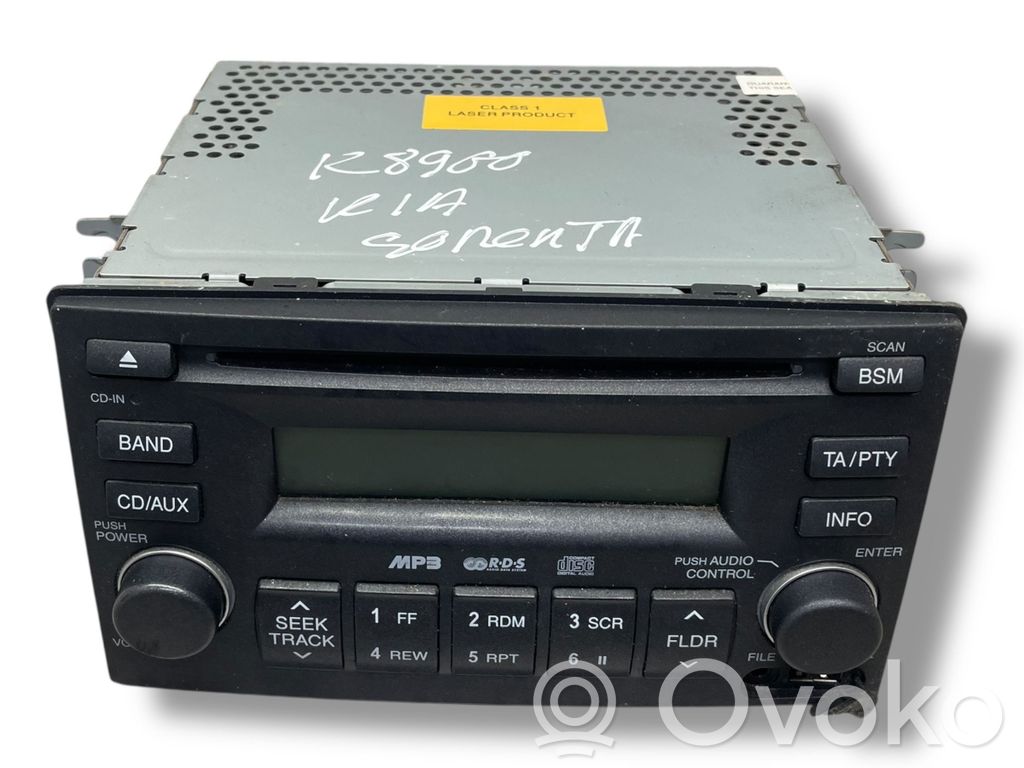 Radio / CD/DVD atskaņotājs / navigācija