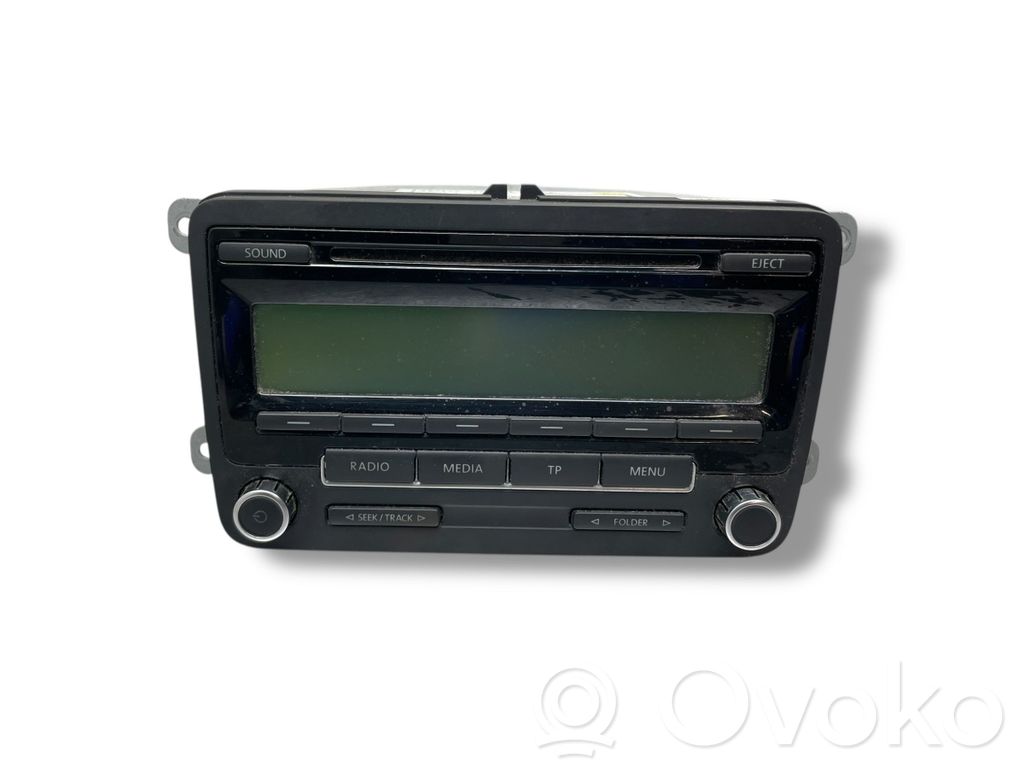 Radio / CD/DVD atskaņotājs / navigācija