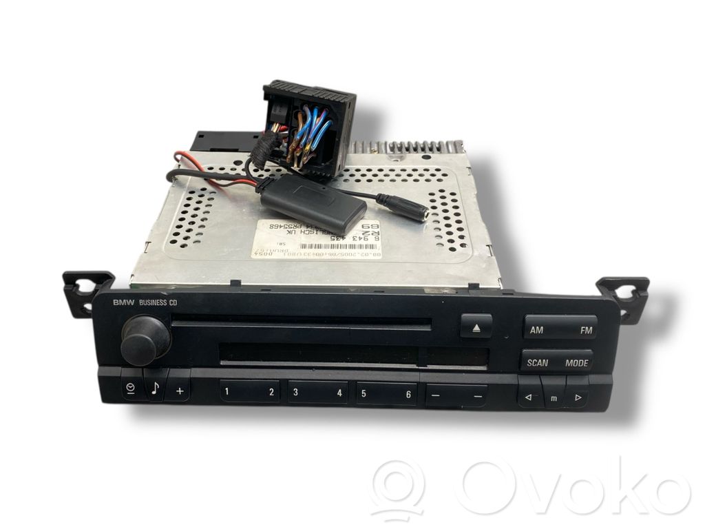 Radio / CD/DVD atskaņotājs / navigācija