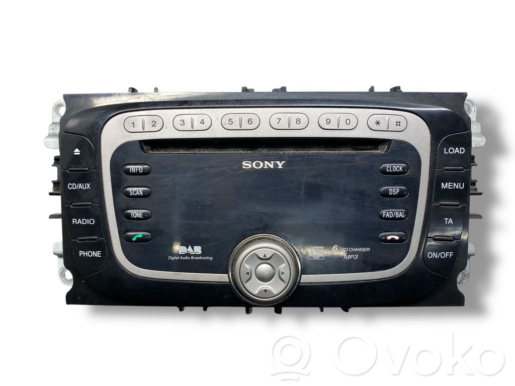 Radio / CD/DVD atskaņotājs / navigācija