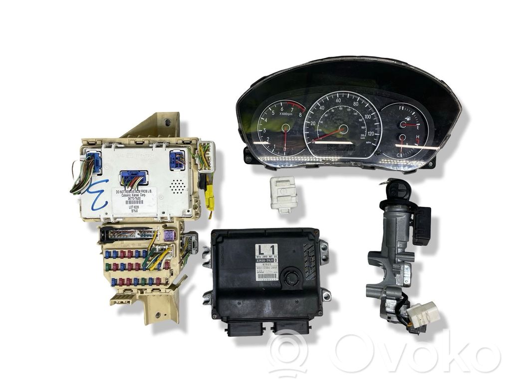 Aizdedzes ECU komplekts