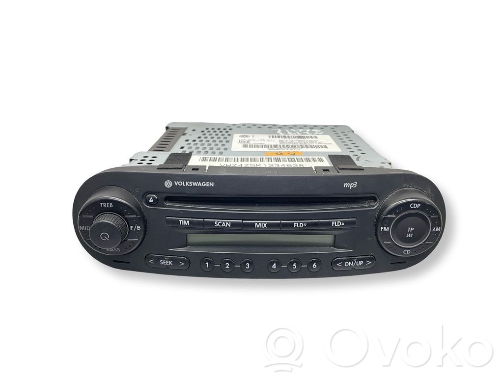 Radio / CD/DVD atskaņotājs / navigācija