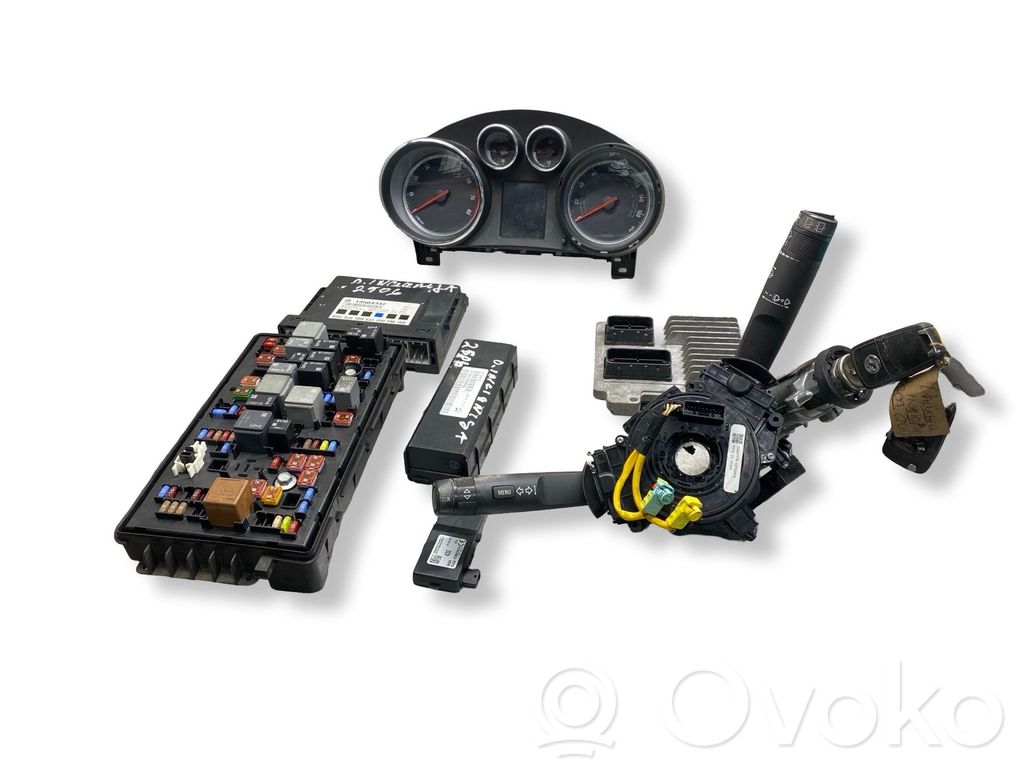Aizdedzes ECU komplekts