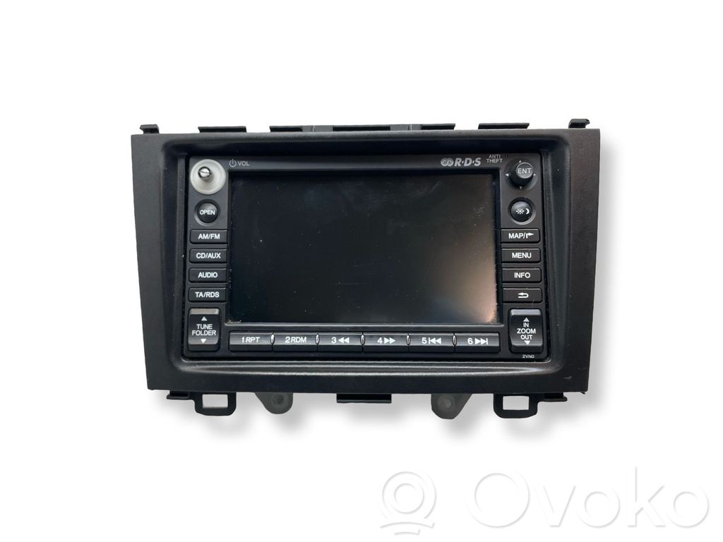 Radio / CD/DVD atskaņotājs / navigācija